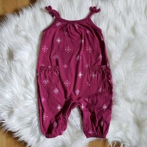 Old Navy Romper size 0-3 months